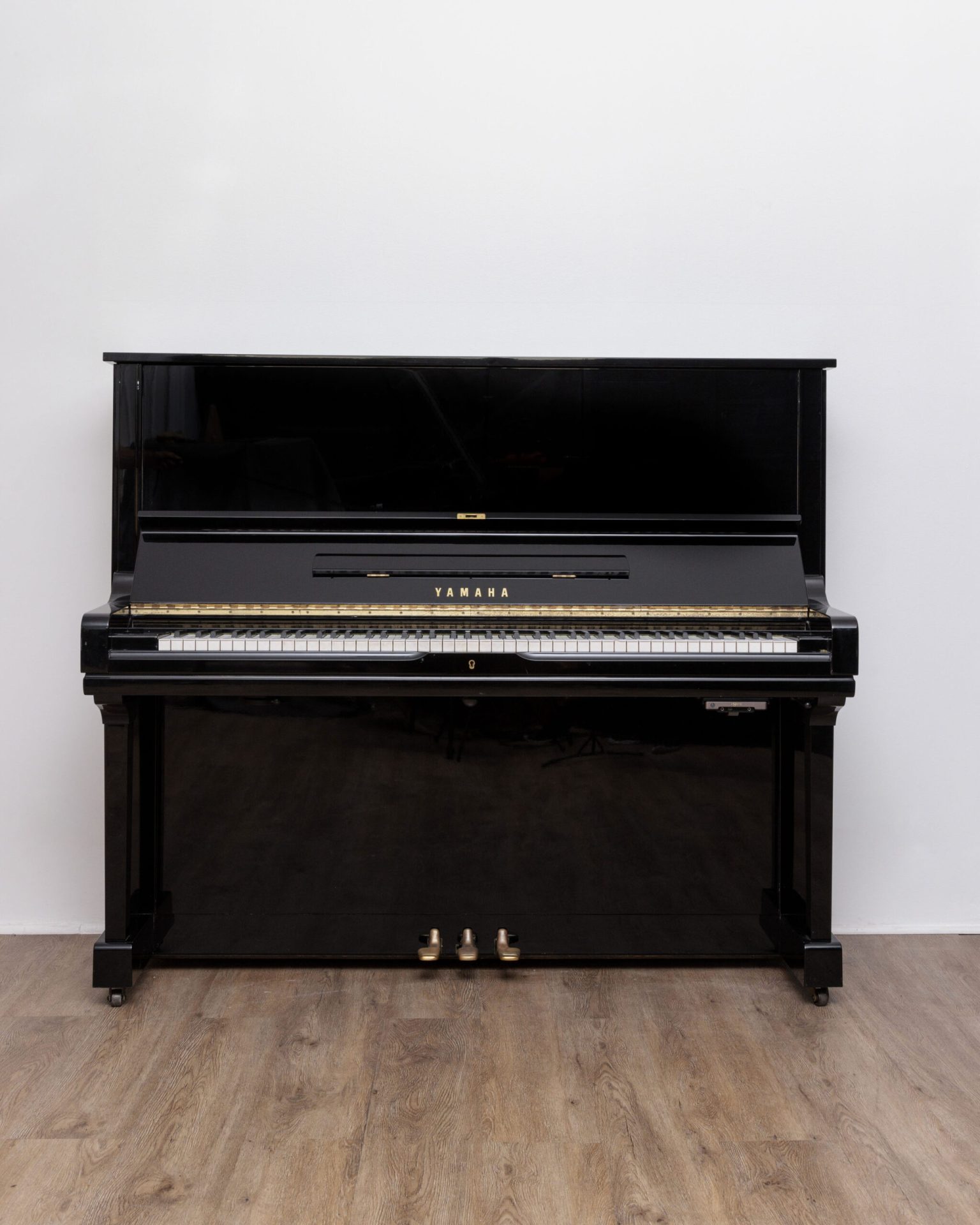 Yamaha U3 Silence LOA
