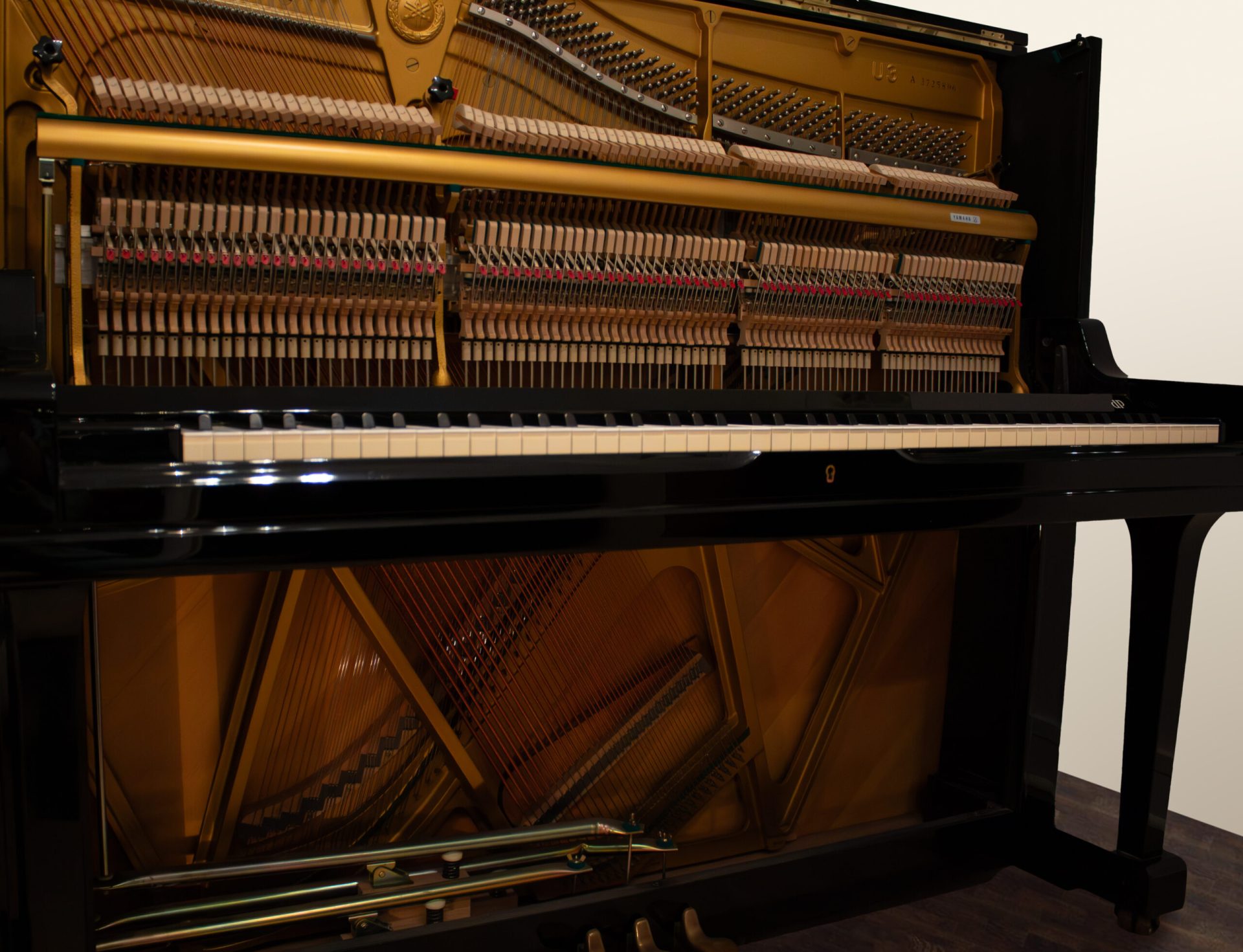 Yamaha U3
