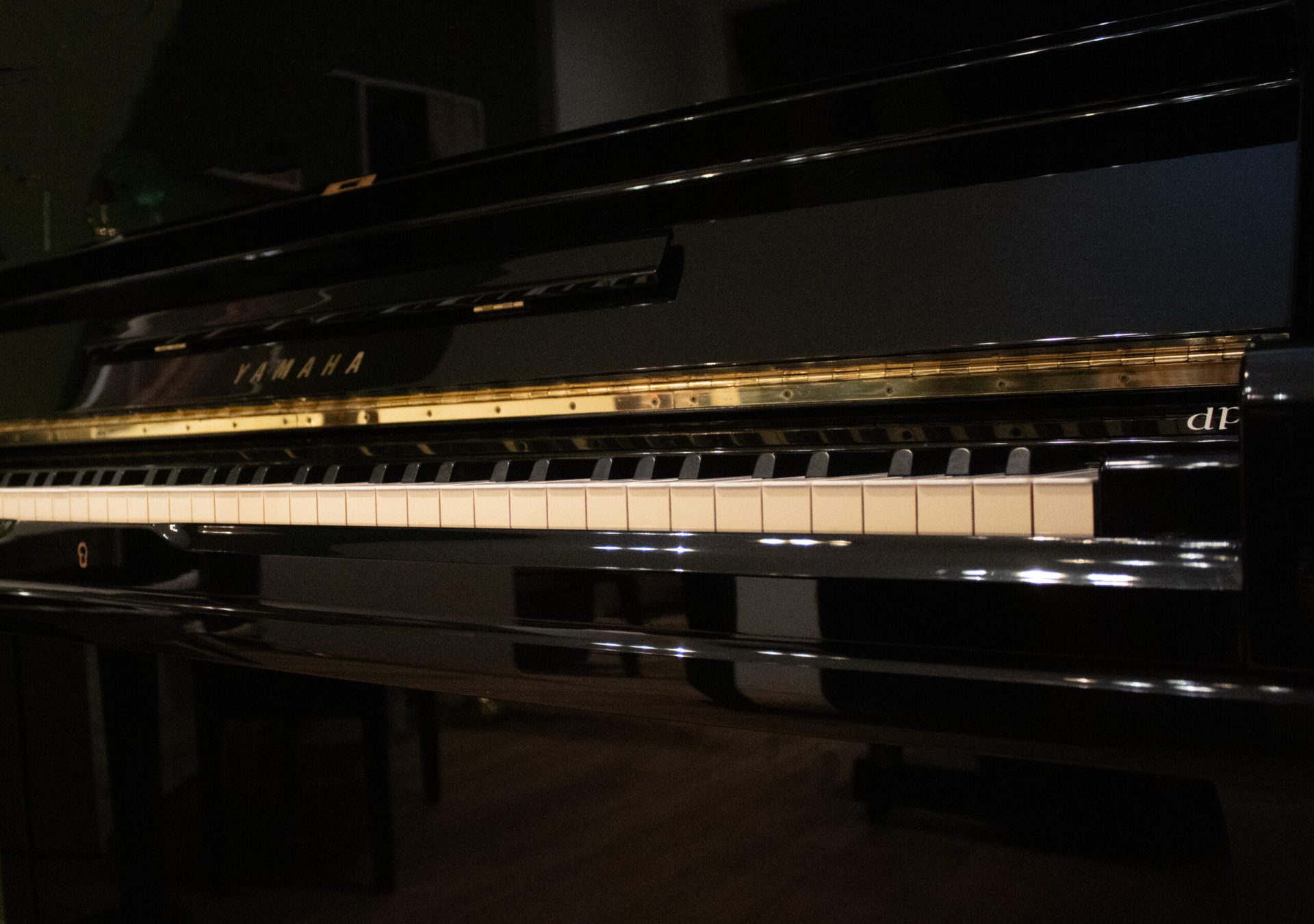 Yamaha U1