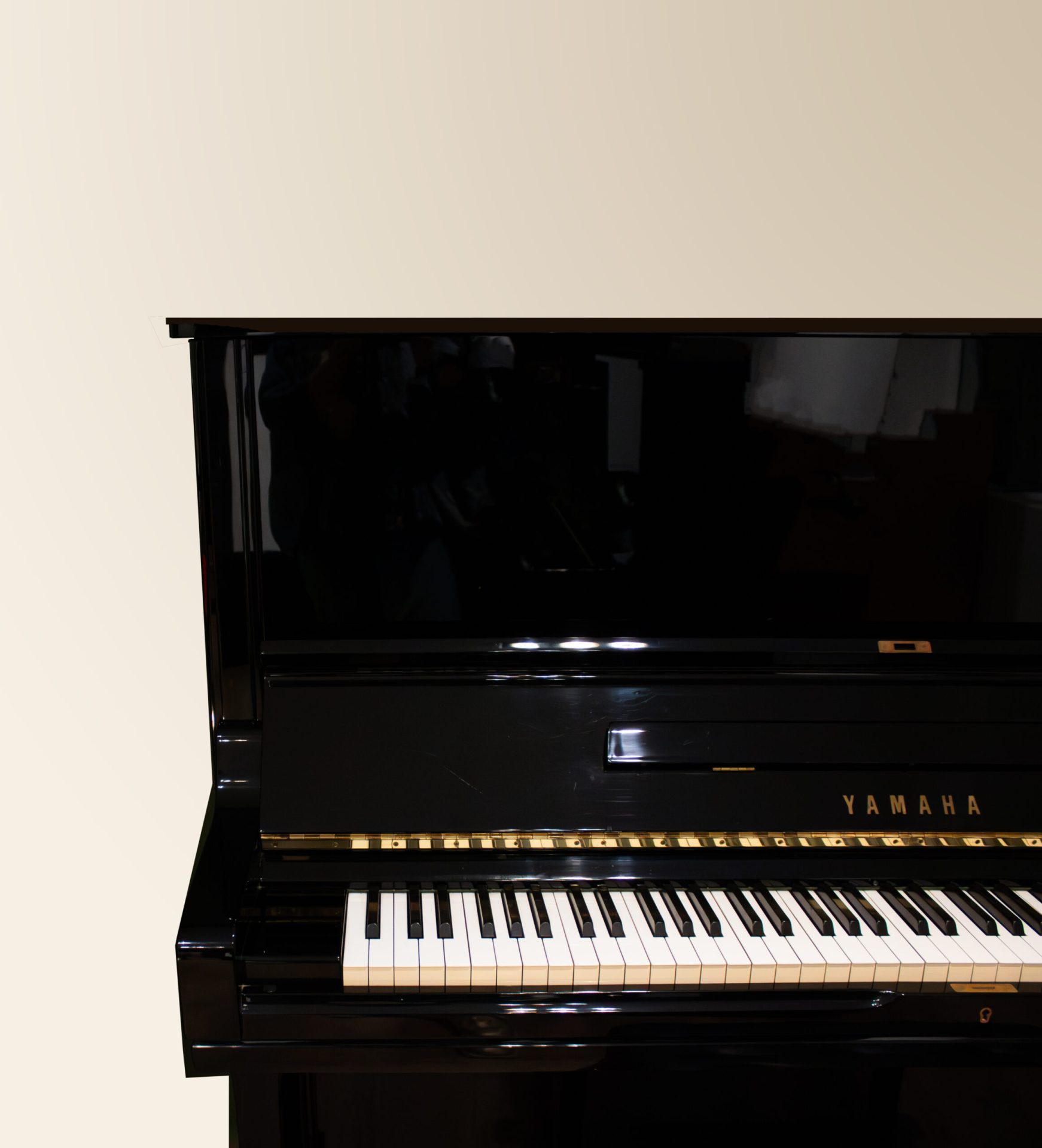 droite Yamaha U3