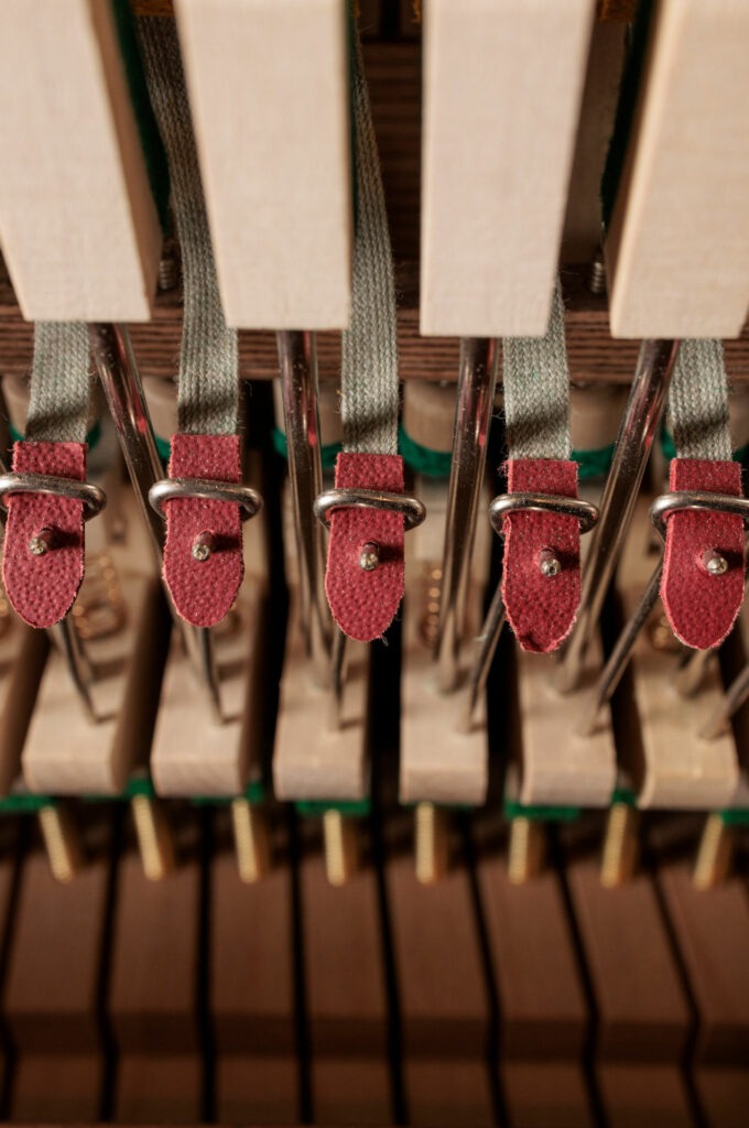 Attrapes et étouffoirs piano