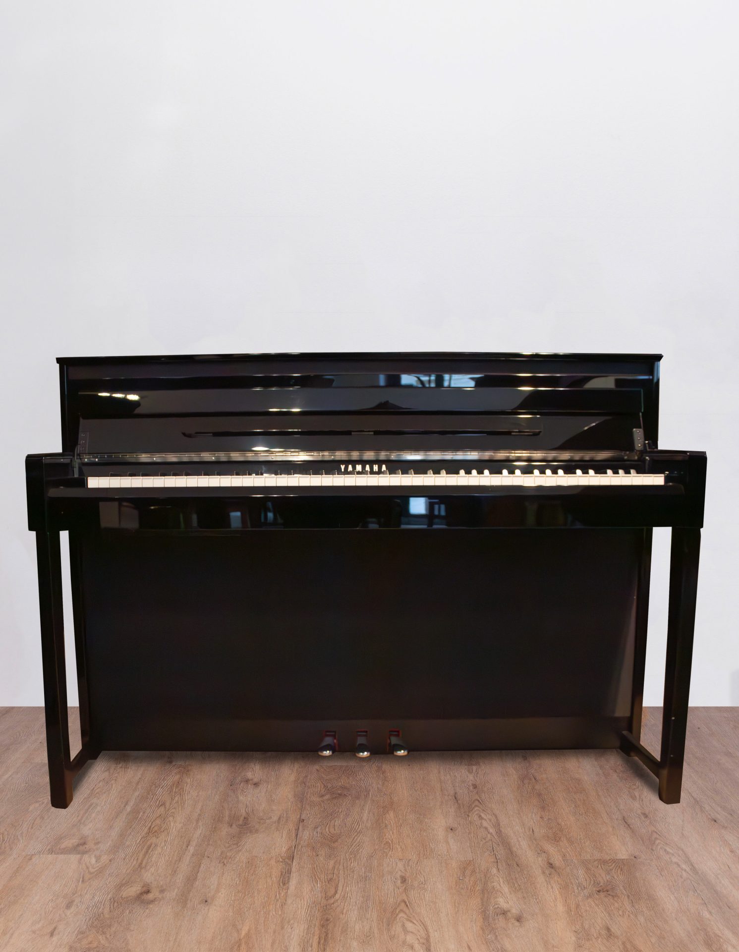 face-yamaha-clp-585 Yamaha clp 585 PE Occasion