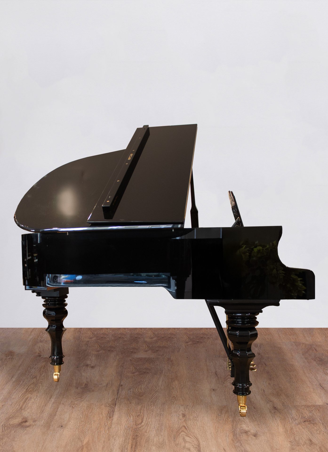piano bluthner model 10 profil gauche fermé